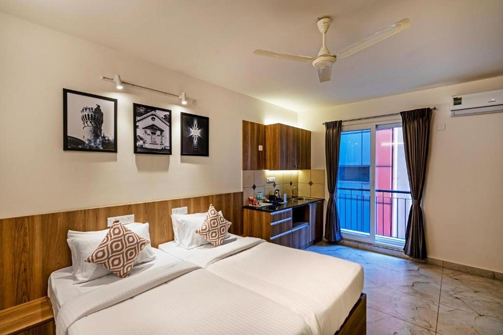Wandr Hotel- Near Mg Road Бангалор Экстерьер фото