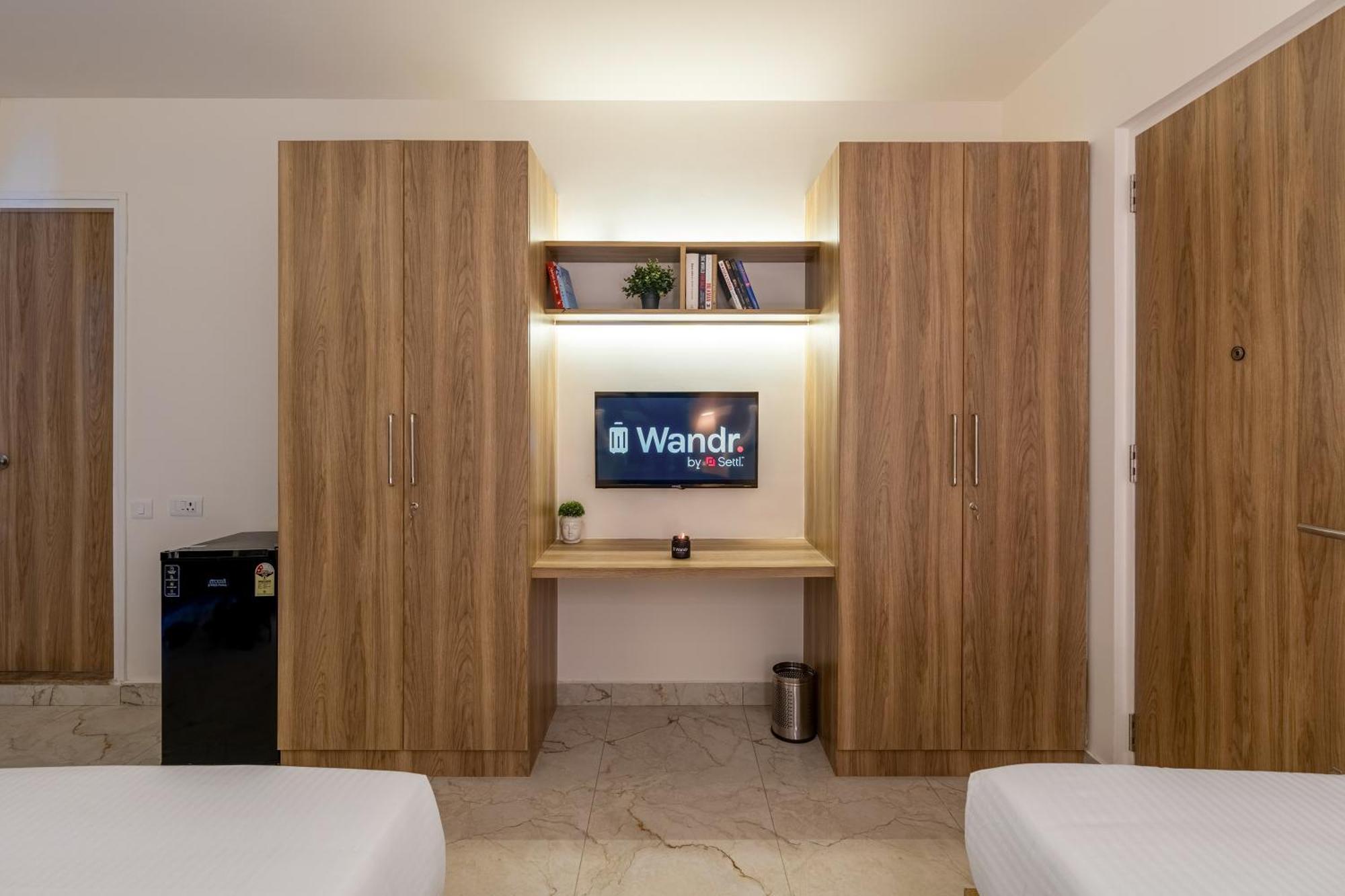 Wandr Hotel- Near Mg Road Бангалор Экстерьер фото