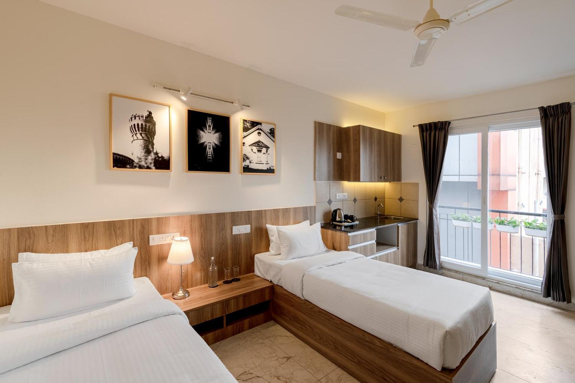 Wandr Hotel- Near Mg Road Бангалор Экстерьер фото